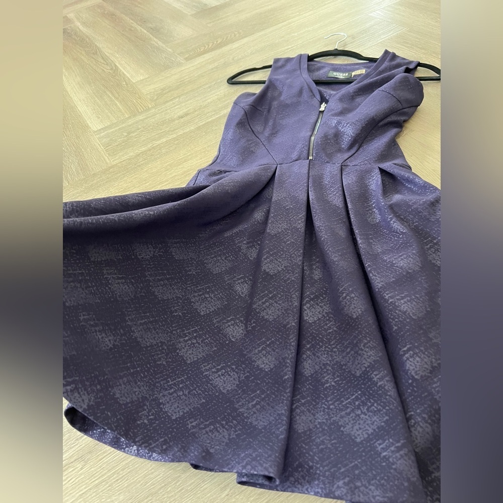 Guess mini dress in purple - Picture 4 of 6
